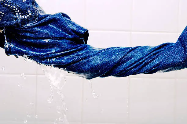 lavage a la main jeans