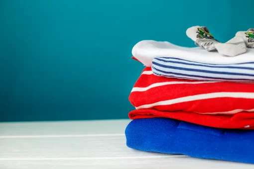 Comment ne plus avoir de retard dans son linge à repasser : la méthode pour désencombrer votre esprit